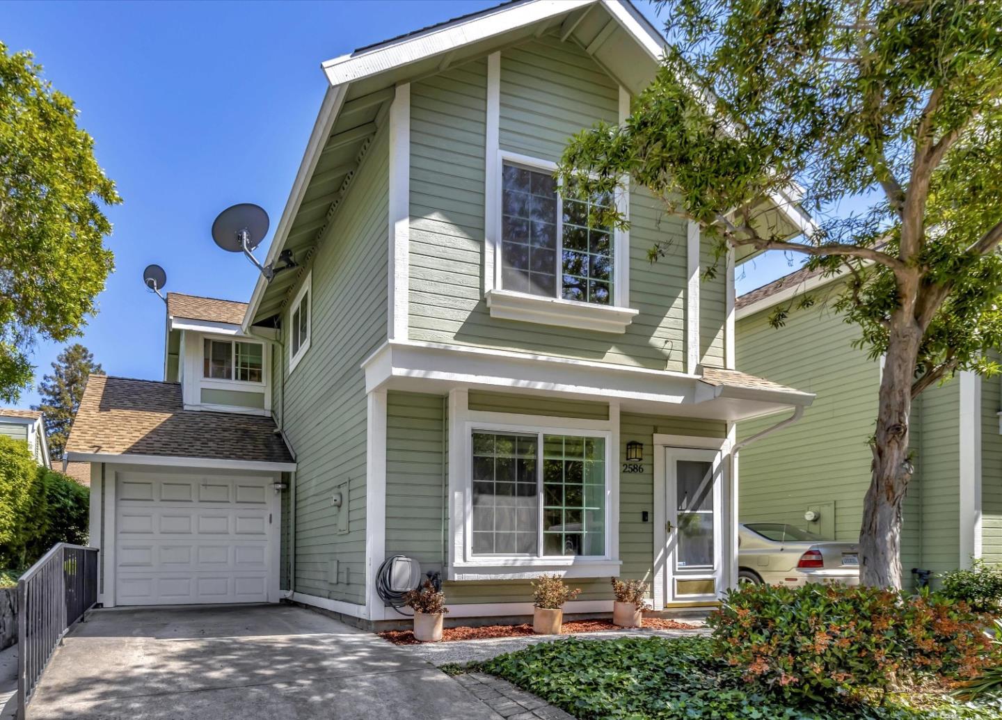Detail Gallery Image 1 of 1 For 2586 Rymar Dr, San Jose,  CA 95133 - 2 Beds | 2/1 Baths
