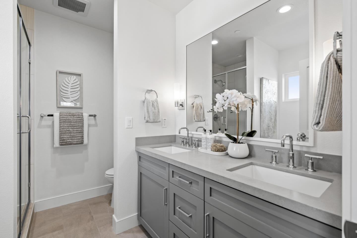 Detail Gallery Image 17 of 27 For 906 Adams St, Redwood City,  CA 94061 - 3 Beds | 3/1 Baths
