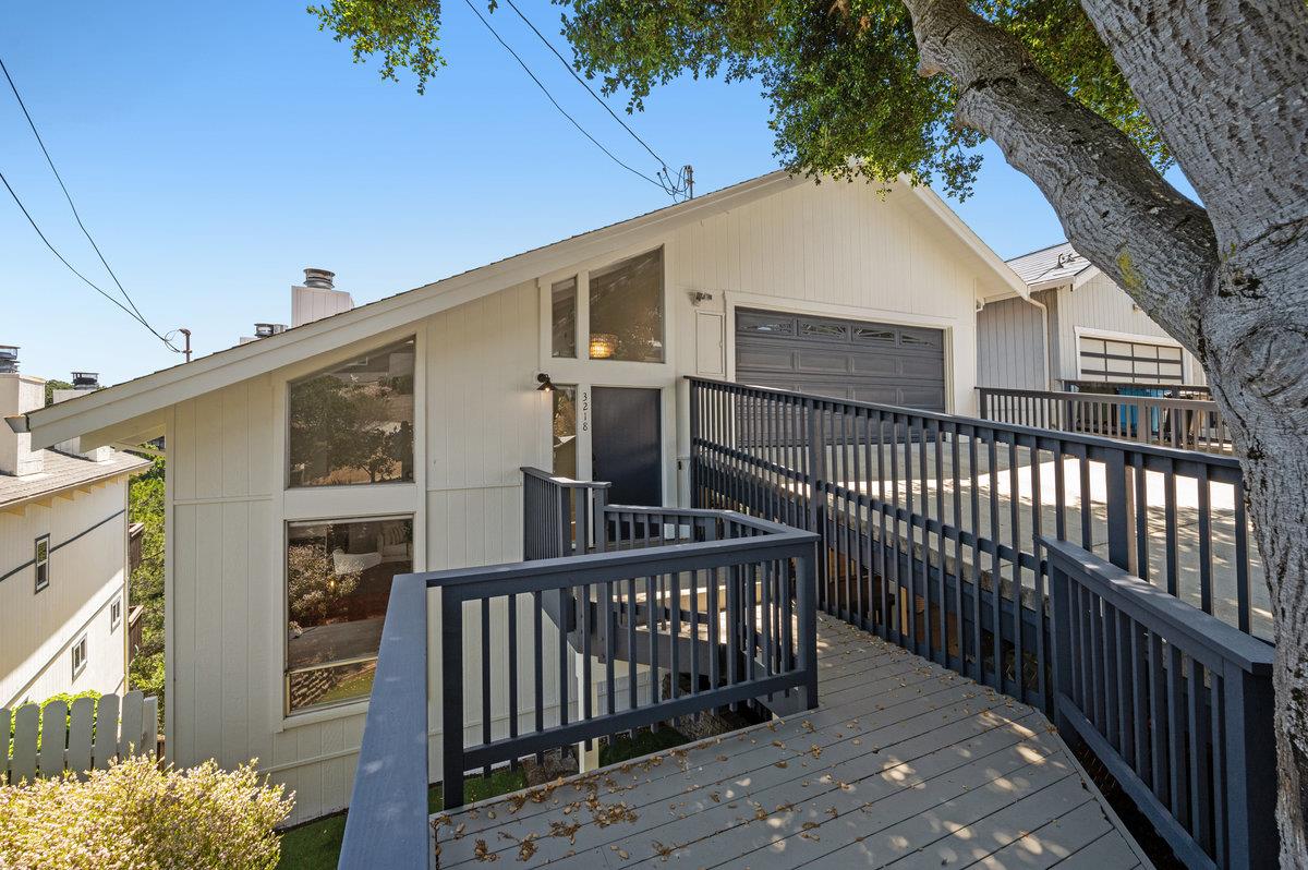 Detail Gallery Image 1 of 1 For 3218 Upper Lock Ave, Belmont,  CA 94002 - 3 Beds | 2/1 Baths