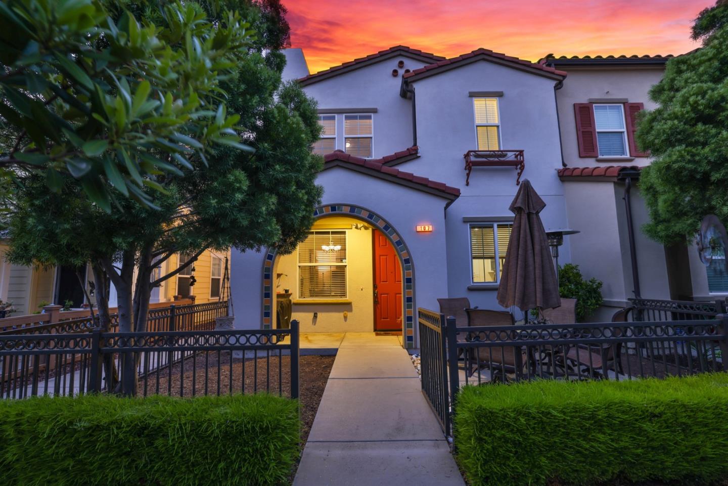 Detail Gallery Image 1 of 1 For 107 Larkspur Loop, Morgan Hill,  CA 95037 - 4 Beds | 2/1 Baths