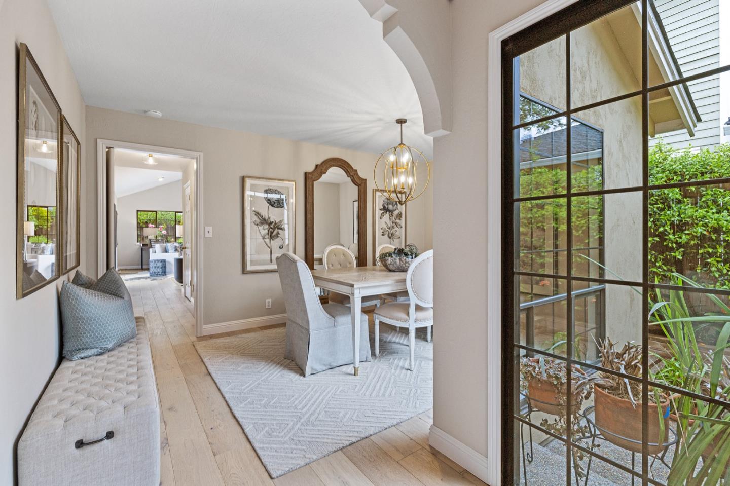 Detail Gallery Image 16 of 82 For 724 Windsor Way, Redwood City,  CA 94061 - 4 Beds | 3 Baths