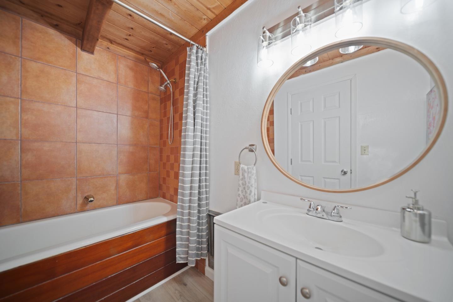 Detail Gallery Image 28 of 77 For 329 Creekside Way, Felton,  CA 95018 - 3 Beds | 2 Baths