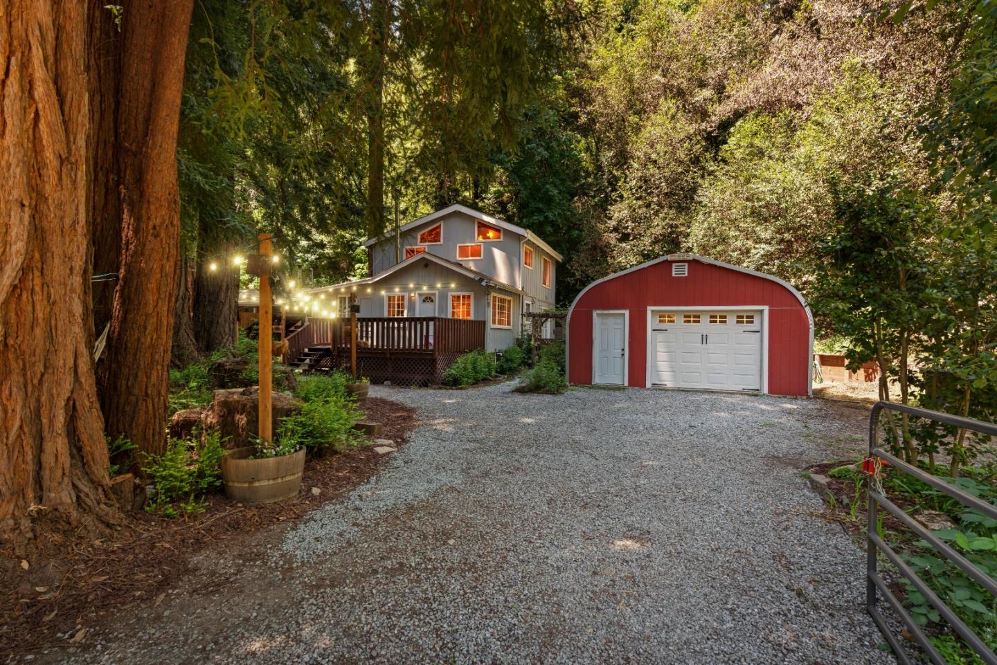 Detail Gallery Image 5 of 77 For 329 Creekside Way, Felton,  CA 95018 - 3 Beds | 2 Baths