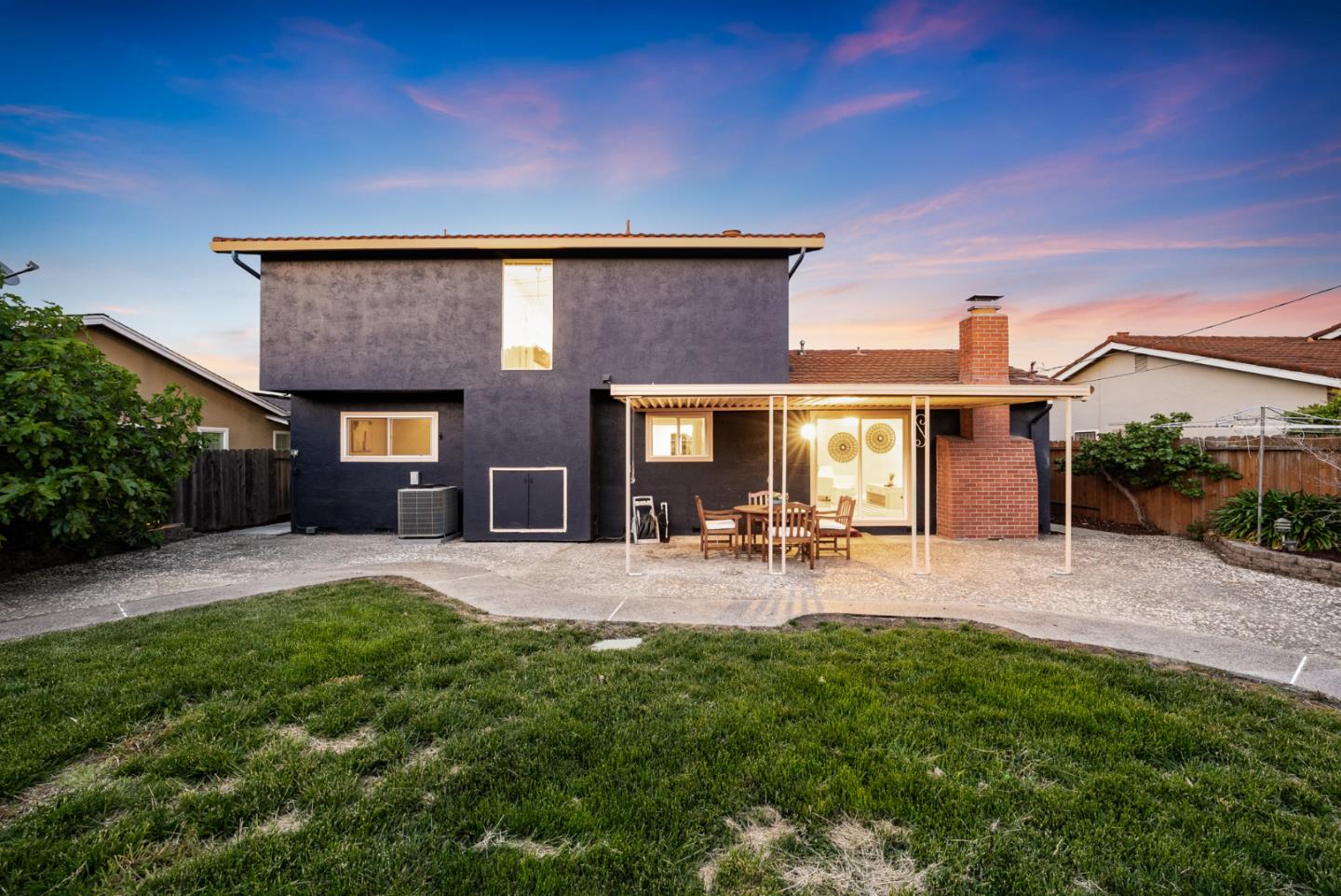 Detail Gallery Image 3 of 39 For 831 S Wolfe Rd, Sunnyvale,  CA 94086 - 5 Beds | 3 Baths