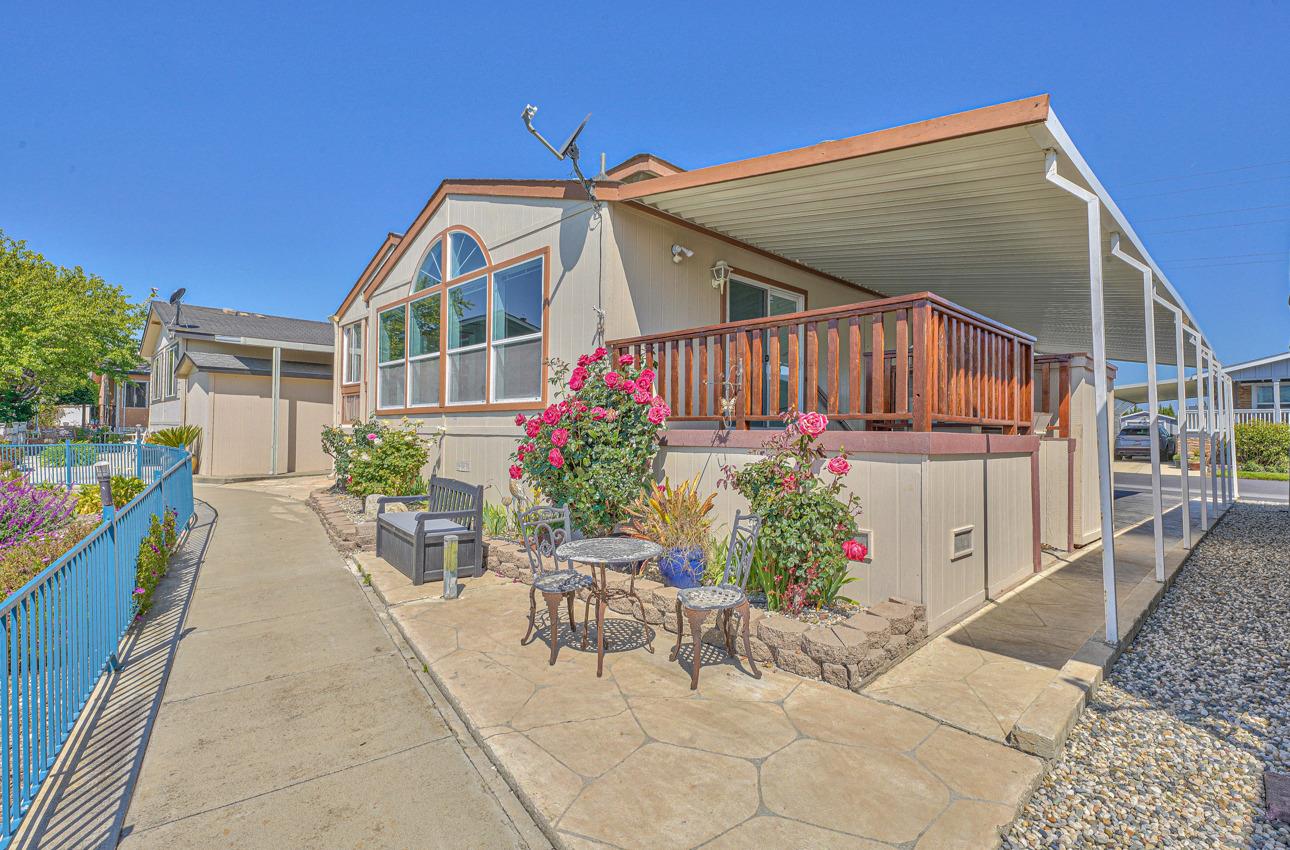 Detail Gallery Image 1 of 1 For 150 Kern St #63,  Salinas,  CA 93905 - 2 Beds | 2 Baths