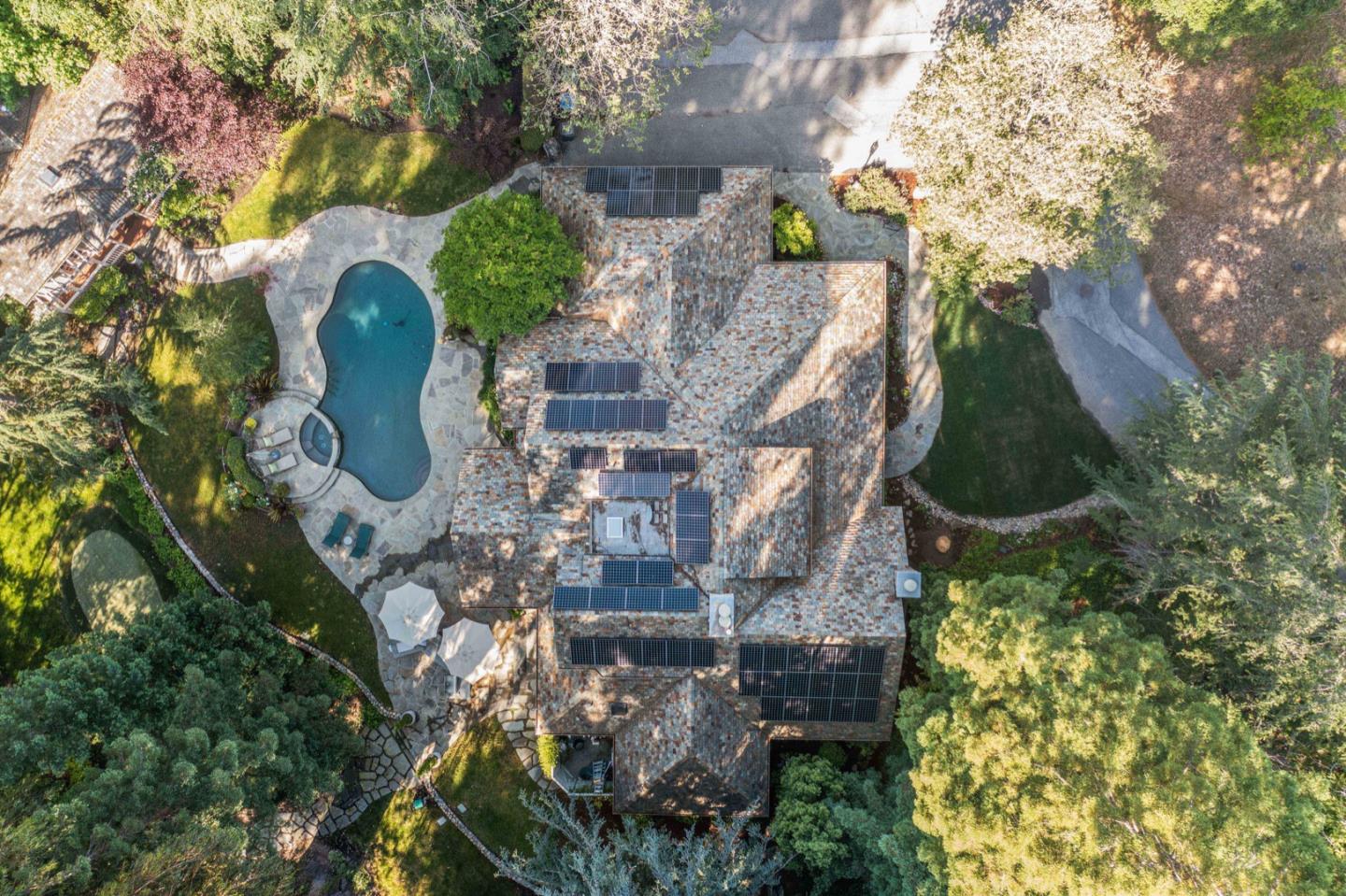 Detail Gallery Image 30 of 36 For 20620 Brookwood Ln, Saratoga,  CA 95070 - 5 Beds | 4/1 Baths
