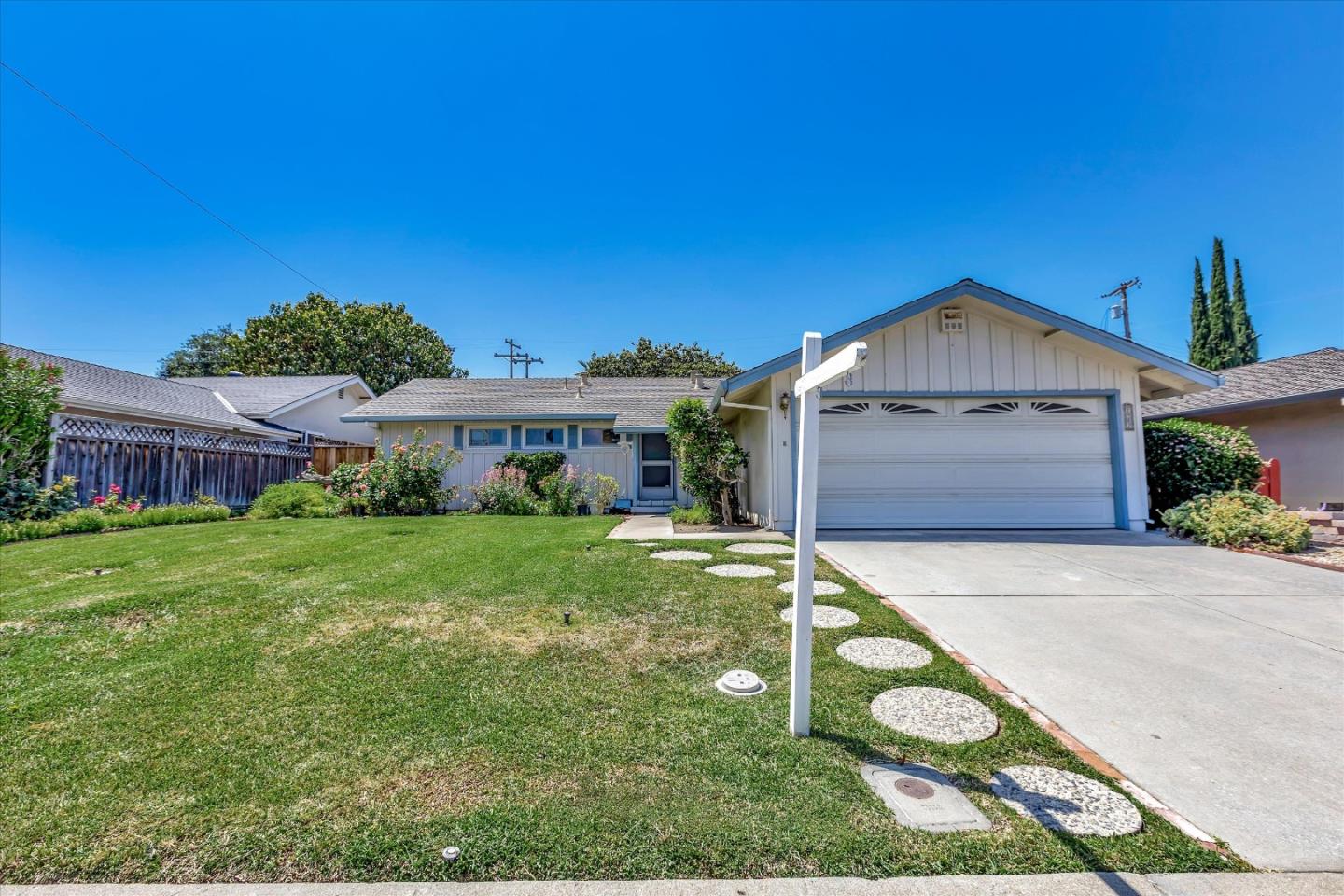 Detail Gallery Image 1 of 1 For 1982 Stanley Ave, Santa Clara,  CA 95050 - 3 Beds | 2 Baths