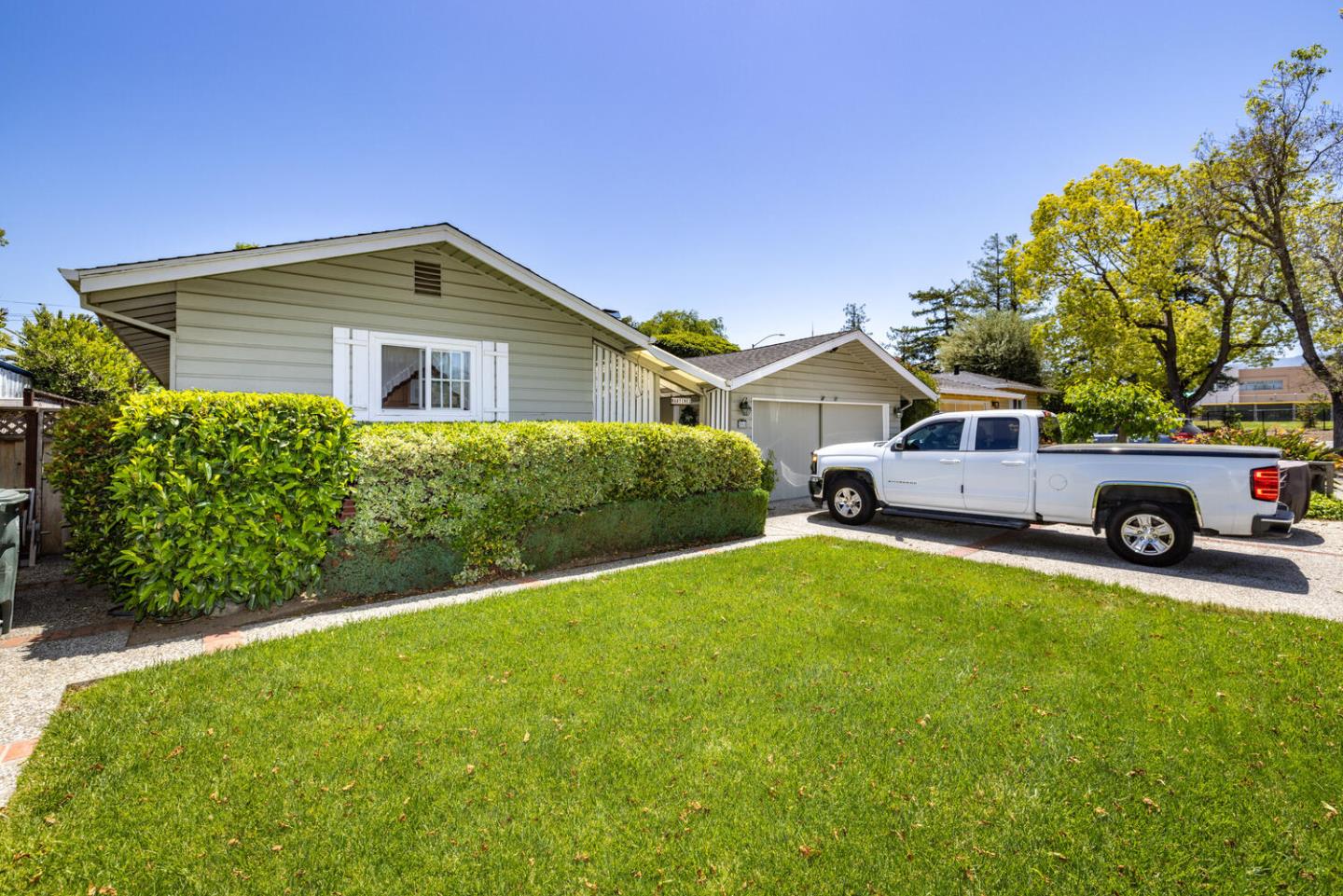 Detail Gallery Image 1 of 1 For 2065 Helena Way, Redwood City,  CA 94061 - 3 Beds | 2 Baths