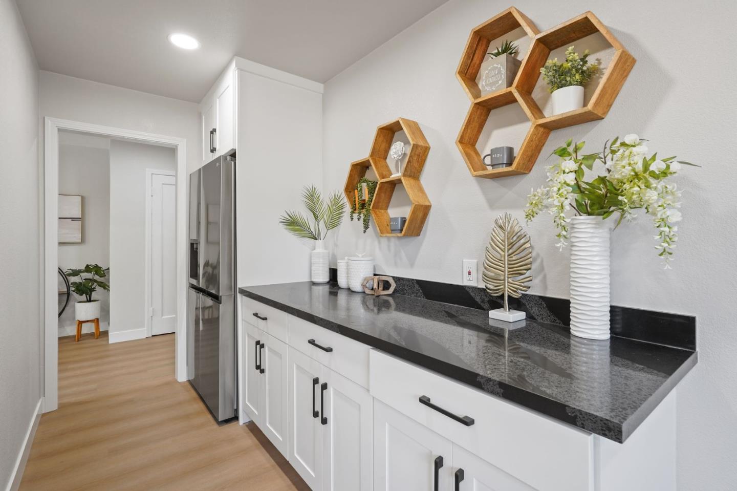 Detail Gallery Image 21 of 40 For 2138 Cooley Ave, East Palo Alto,  CA 94303 - 3 Beds | 1 Baths