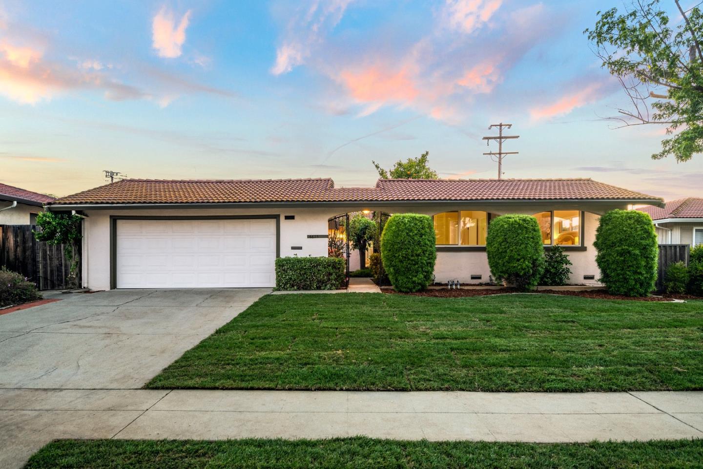 Detail Gallery Image 1 of 1 For 6625 Mount Royal Dr, San Jose,  CA 95120 - 4 Beds | 2 Baths