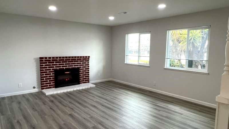 Detail Gallery Image 3 of 28 For 1281 Saratoga Ave #1,  San Jose,  CA 95129 - 3 Beds | 2 Baths