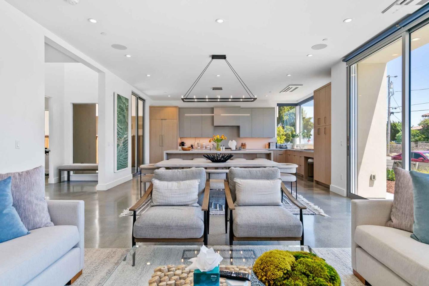 Detail Gallery Image 9 of 31 For 120 Gharkey St, Santa Cruz,  CA 95060 - 5 Beds | 5 Baths