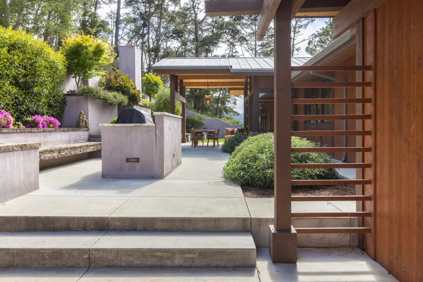 7860 Monterra Oaks Rd, Monterey, CA 93940 4 Beds 4/1 Baths (Active