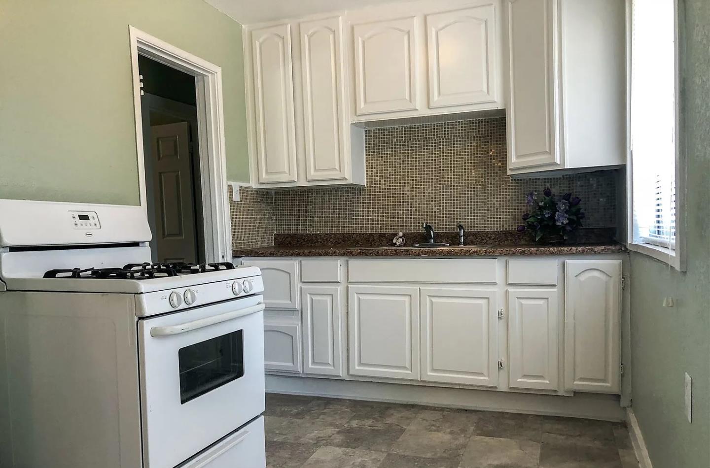 Detail Gallery Image 9 of 13 For 581 Illinois Ave, San Jose,  CA 95125 - – Beds | – Baths