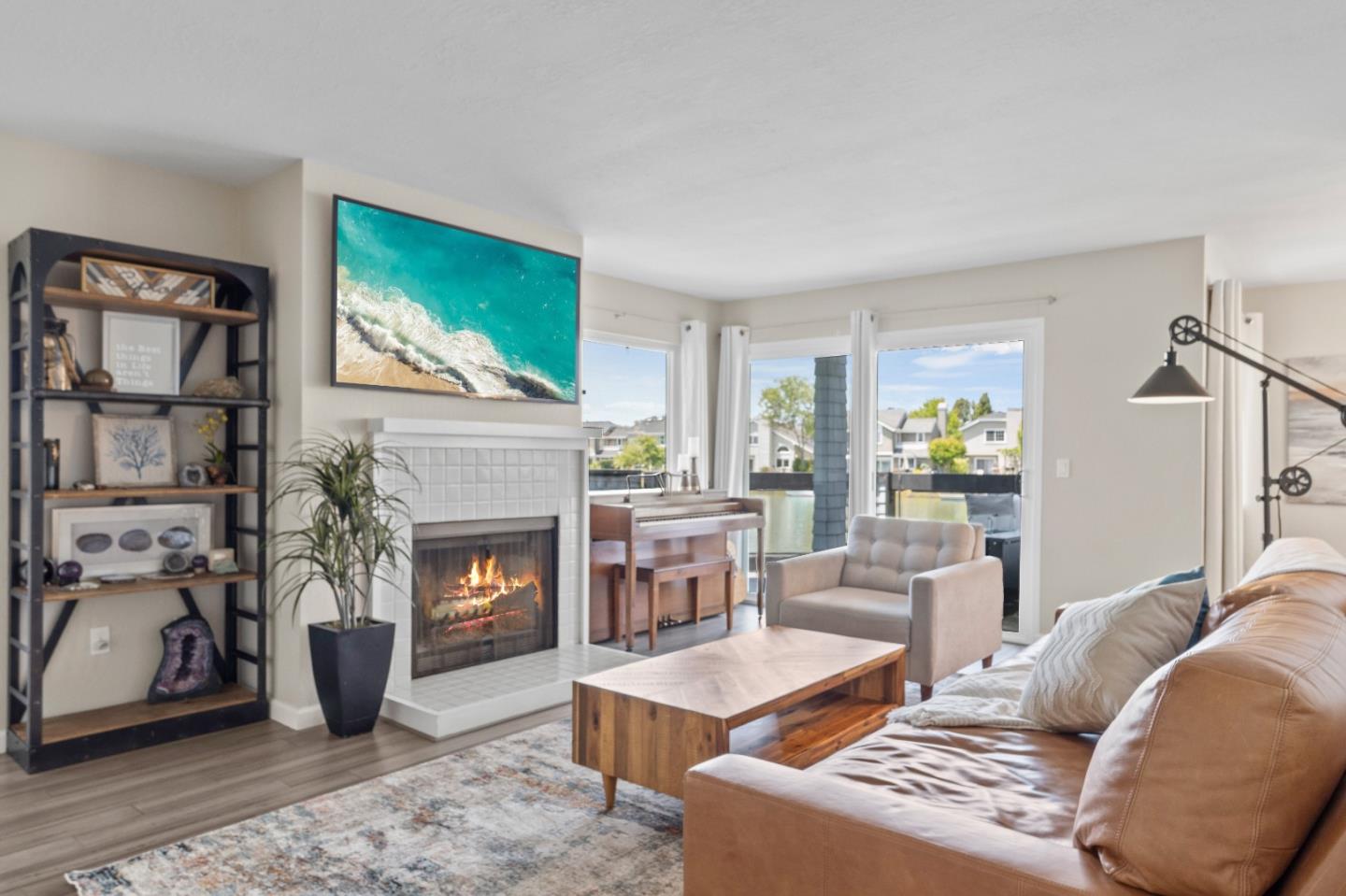 Detail Gallery Image 1 of 1 For 30 Cape Hatteras Ct, Redwood City,  CA 94065 - 3 Beds | 2 Baths