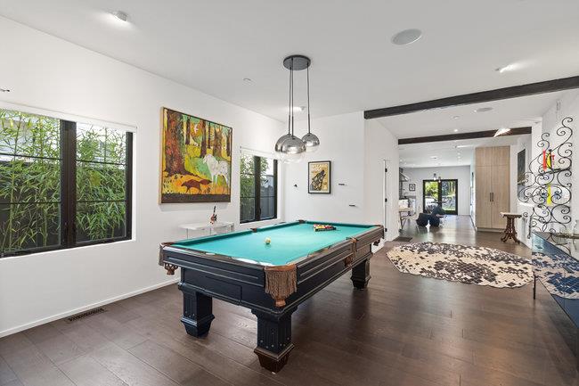 Detail Gallery Image 8 of 44 For 1515 Willow Ave, Burlingame,  CA 94010 - 4 Beds | 3/1 Baths