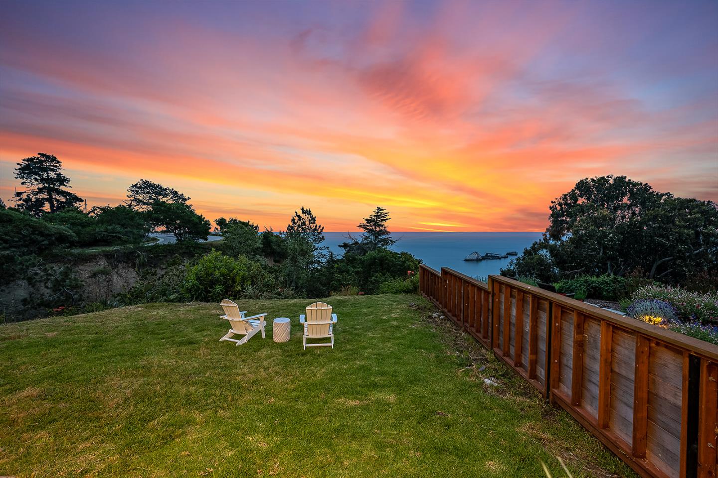 Detail Gallery Image 1 of 1 For 325 Coates Dr, Aptos,  CA 95003 - 3 Beds | 2 Baths