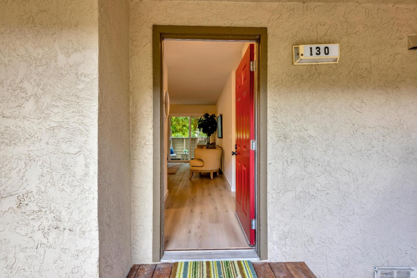 Detail Gallery Image 1 of 1 For 681 Royston Ln #130,  Hayward,  CA 94544 - 1 Beds | 1 Baths