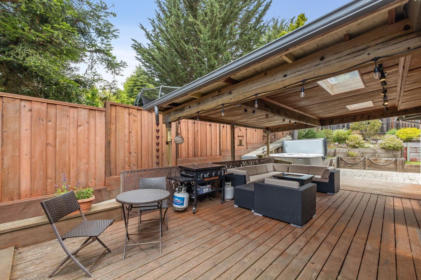 Detail Gallery Image 50 of 70 For 538 Ferdinand Ave, El Granada,  CA 94019 - 4 Beds | 2 Baths