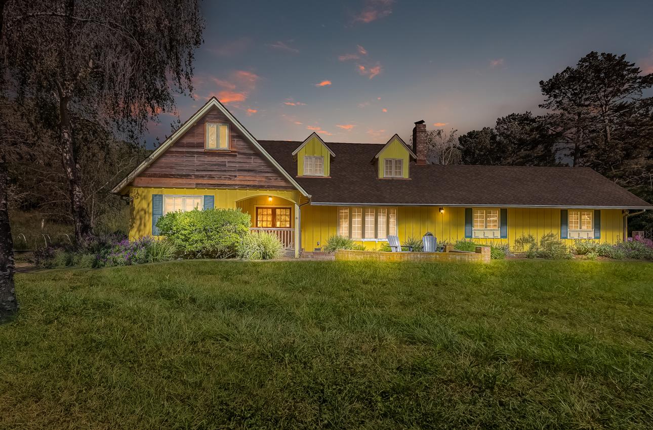 Photo of 1021 Cannon Rd in Aromas, CA