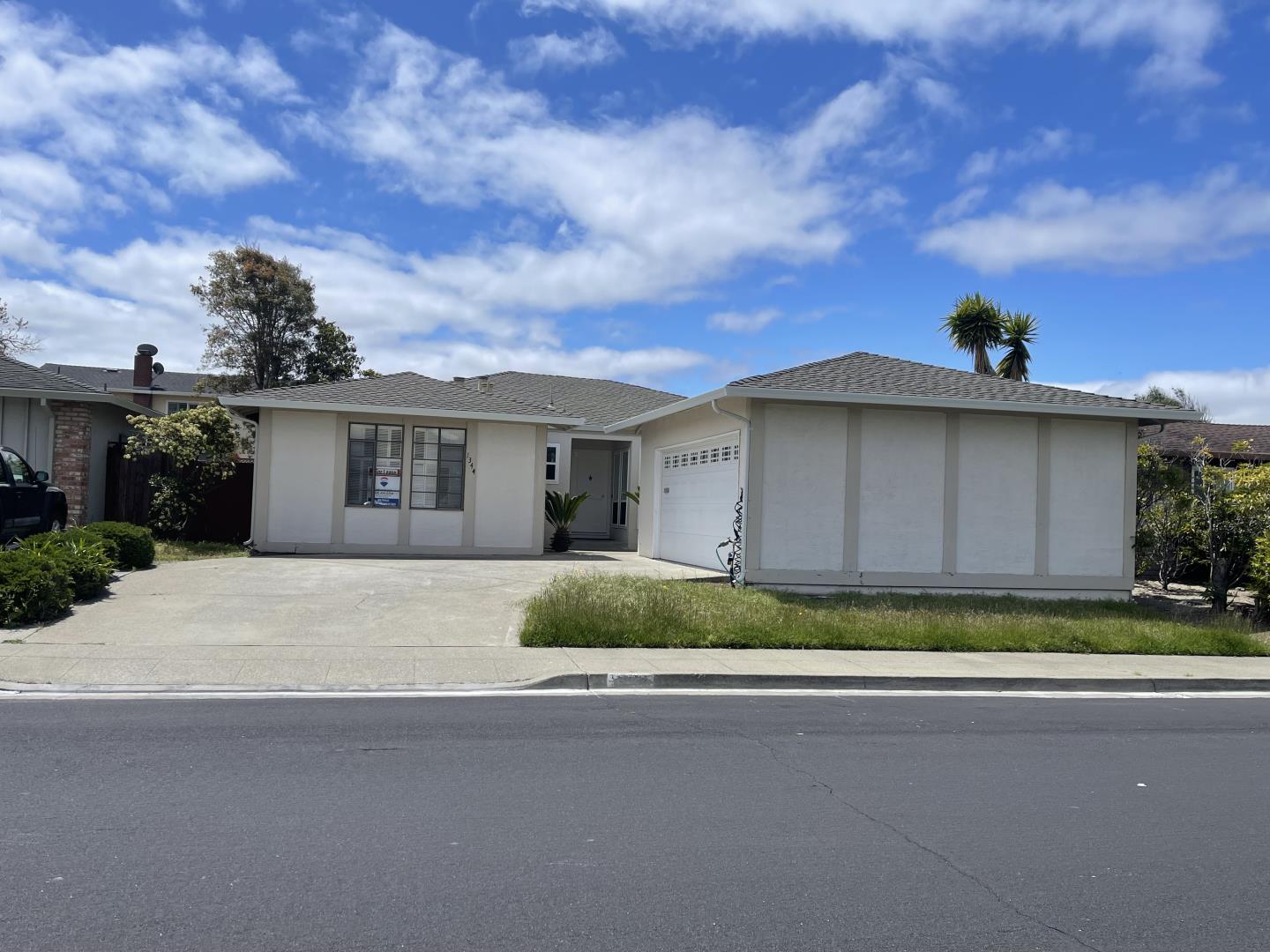 Detail Gallery Image 1 of 1 For 1344 Tarpon St, Foster City,  CA 94404 - 3 Beds | 2 Baths