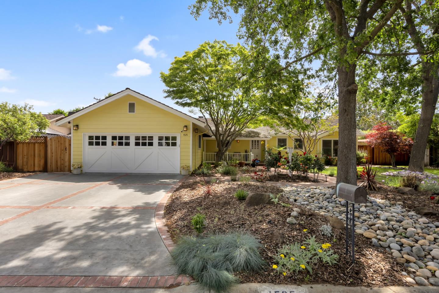 Detail Gallery Image 1 of 1 For 1525 Wessex Ave, Los Altos,  CA 94024 - 3 Beds | 2 Baths