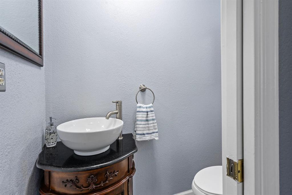 Detail Gallery Image 17 of 29 For 225 Quail Meadows Ln, Tracy,  CA 95376 - 4 Beds | 2/1 Baths
