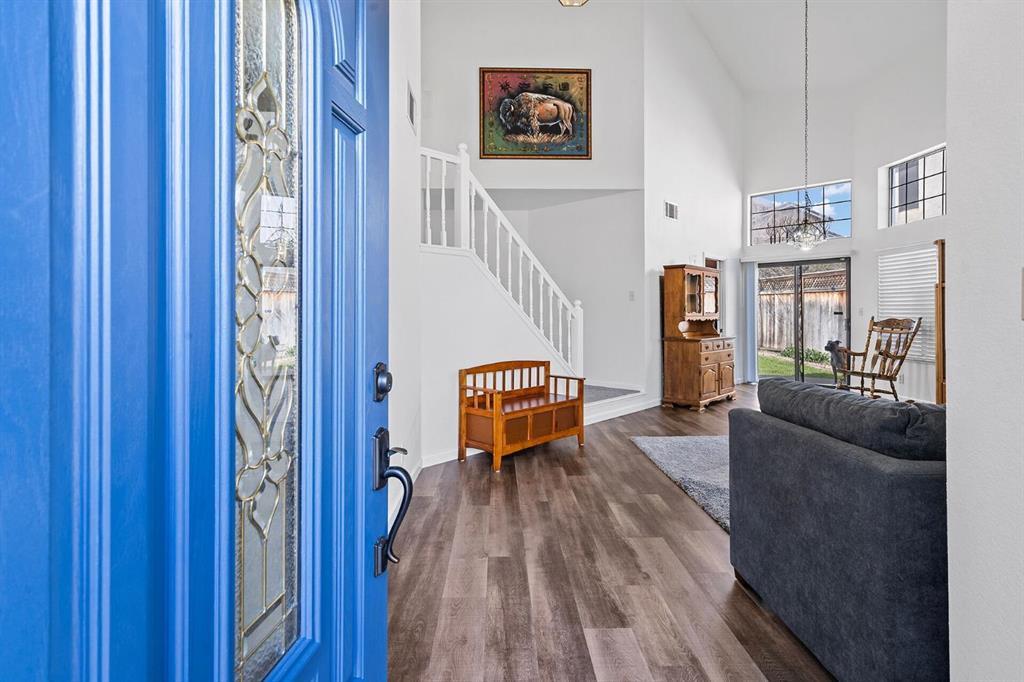 Detail Gallery Image 5 of 29 For 225 Quail Meadows Ln, Tracy,  CA 95376 - 4 Beds | 2/1 Baths