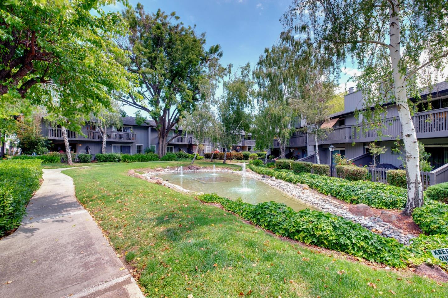 Detail Gallery Image 48 of 51 For 2258 Almaden Rd #B,  San Jose,  CA 95125 - 2 Beds | 2 Baths
