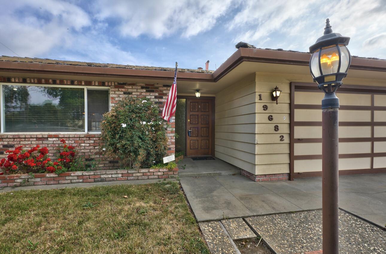 Detail Gallery Image 1 of 1 For 19682 Rogge Rd, Salinas,  CA 93906 - 3 Beds | 2/1 Baths