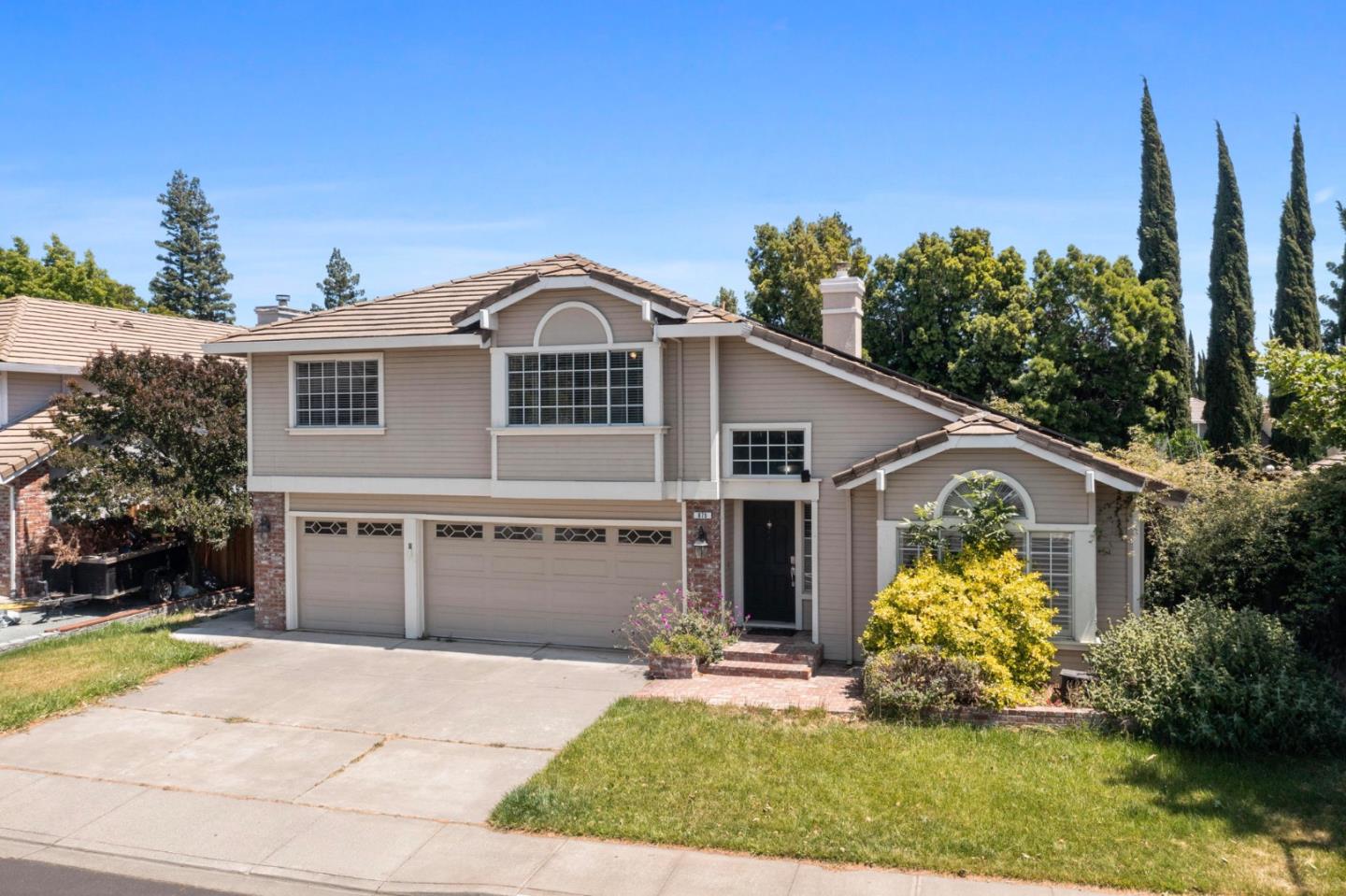Photo for 875 Christine Drive