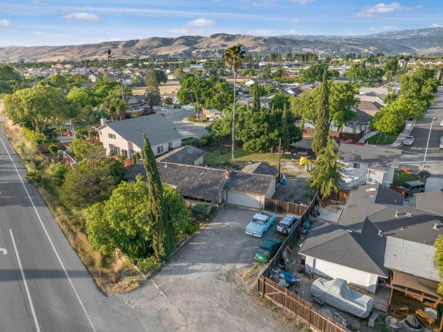 Detail Gallery Image 1 of 1 For 18570 Hale Ave, Morgan Hill,  CA 95037 - 4 Beds | 2 Baths