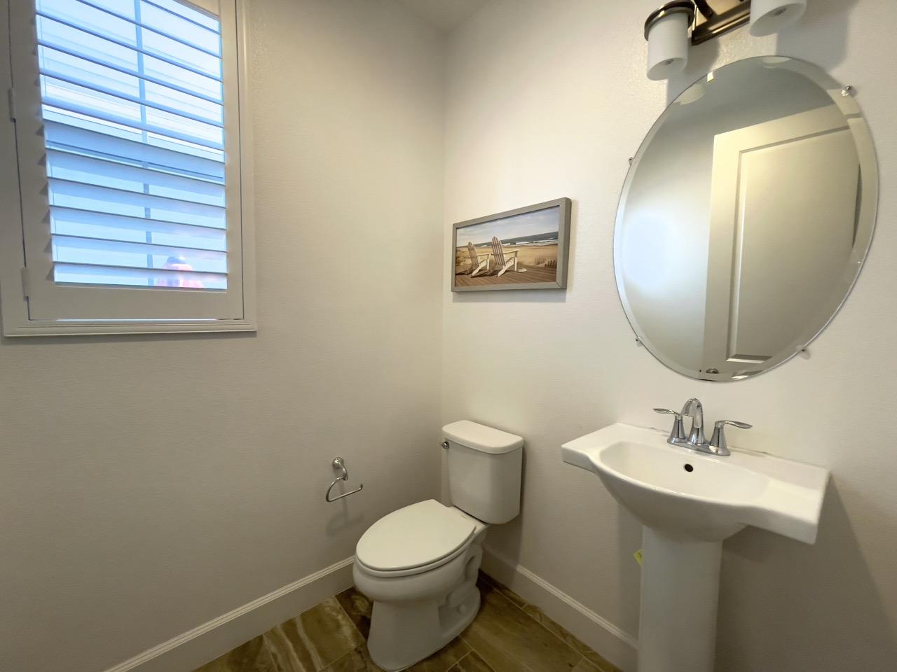 Detail Gallery Image 14 of 28 For 126 English Rose Cir, Campbell,  CA 95008 - 4 Beds | 2/1 Baths