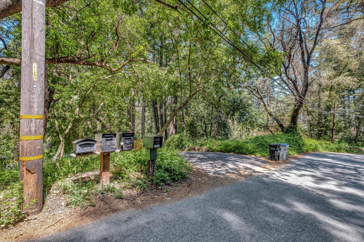 Detail Gallery Image 2 of 29 For - Mountain Charlie Rd, Los Gatos,  CA 95033 - – Beds | – Baths