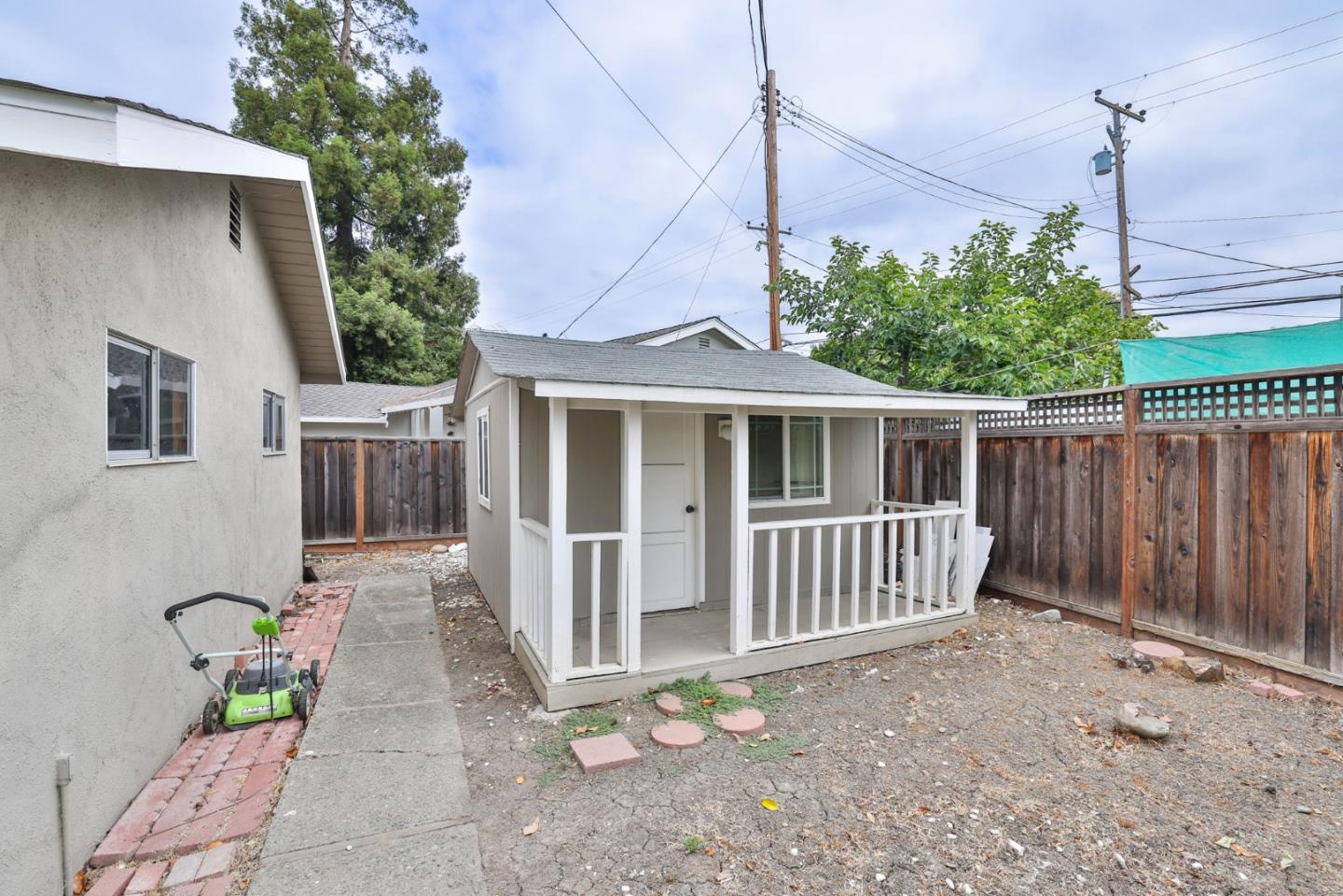 Detail Gallery Image 27 of 31 For 2839 Barkley Ave, Santa Clara,  CA 95051 - 4 Beds | 2/1 Baths