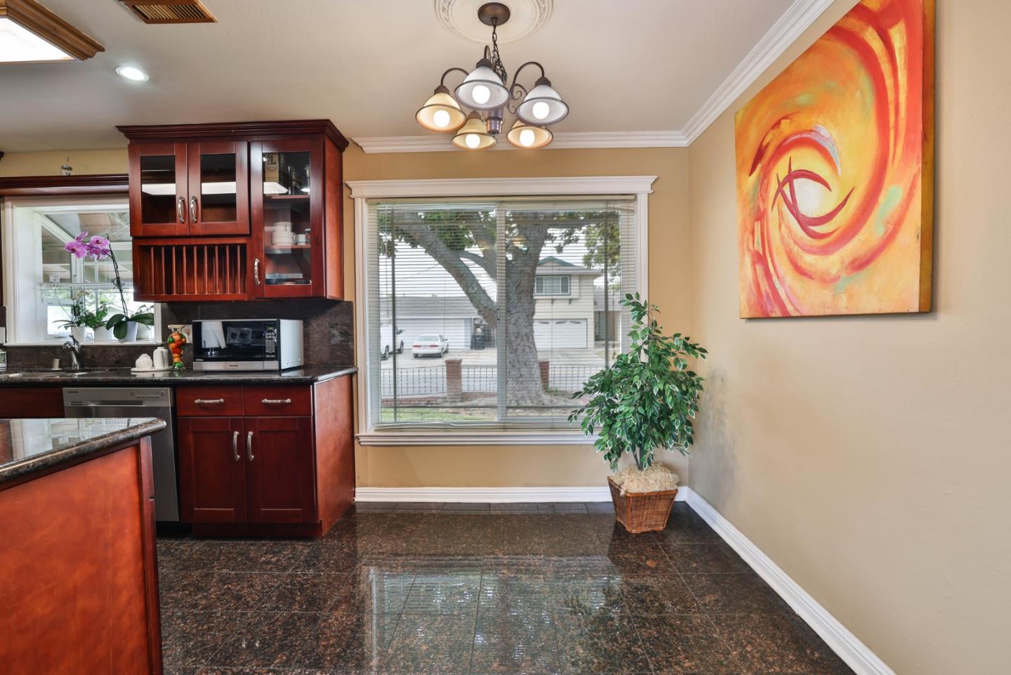 Detail Gallery Image 3 of 31 For 2839 Barkley Ave, Santa Clara,  CA 95051 - 4 Beds | 2/1 Baths