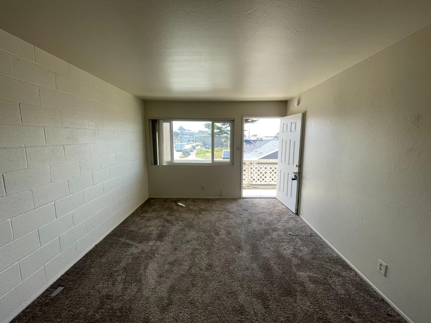 Detail Gallery Image 1 of 1 For 1720 Palmetto Ave #1,  Pacifica,  CA 94044 - 1 Beds | 1 Baths
