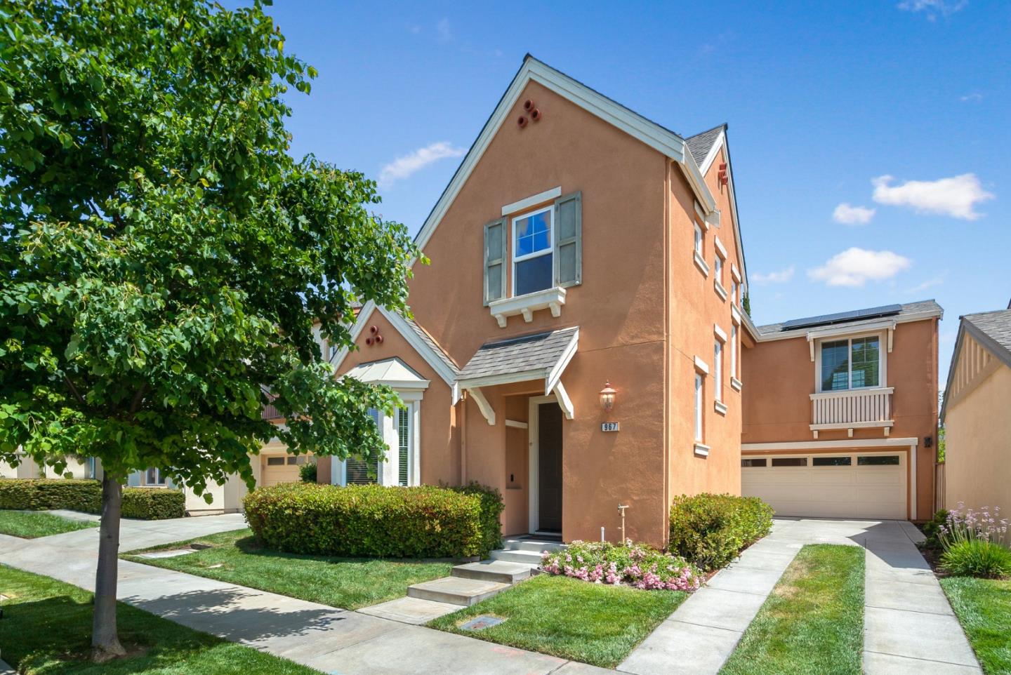 Detail Gallery Image 1 of 1 For 967 E River Pkwy, Santa Clara,  CA 95054 - 4 Beds | 3/1 Baths