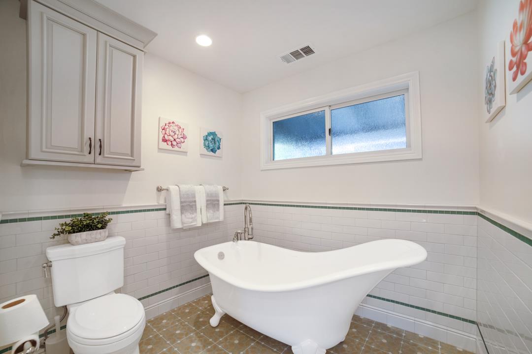 Detail Gallery Image 27 of 40 For 2267 Peachtree Ln, San Jose,  CA 95128 - 3 Beds | 2/1 Baths