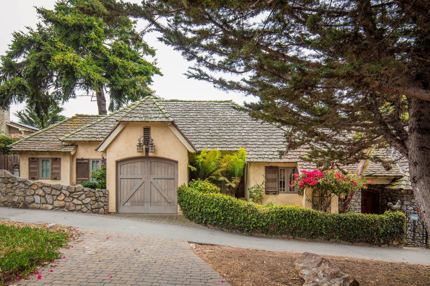 Photo of 0 SE Corner Of Ocean & San Anton in Carmel, CA