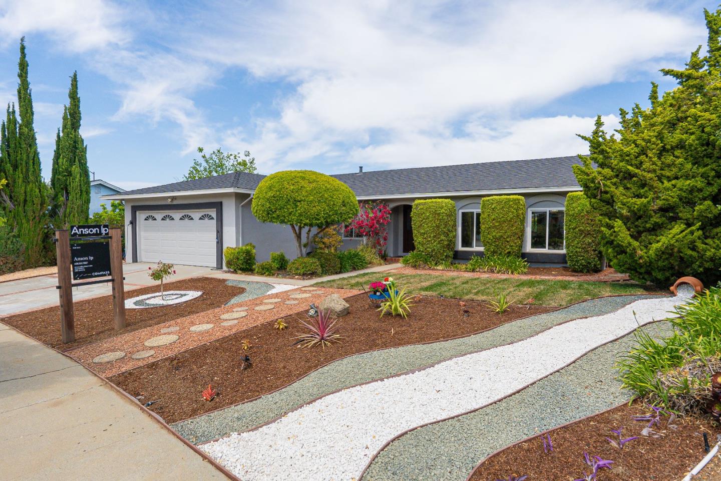 Detail Gallery Image 1 of 1 For 10564 Meteor Pl, Cupertino,  CA 95014 - 3 Beds | 2 Baths