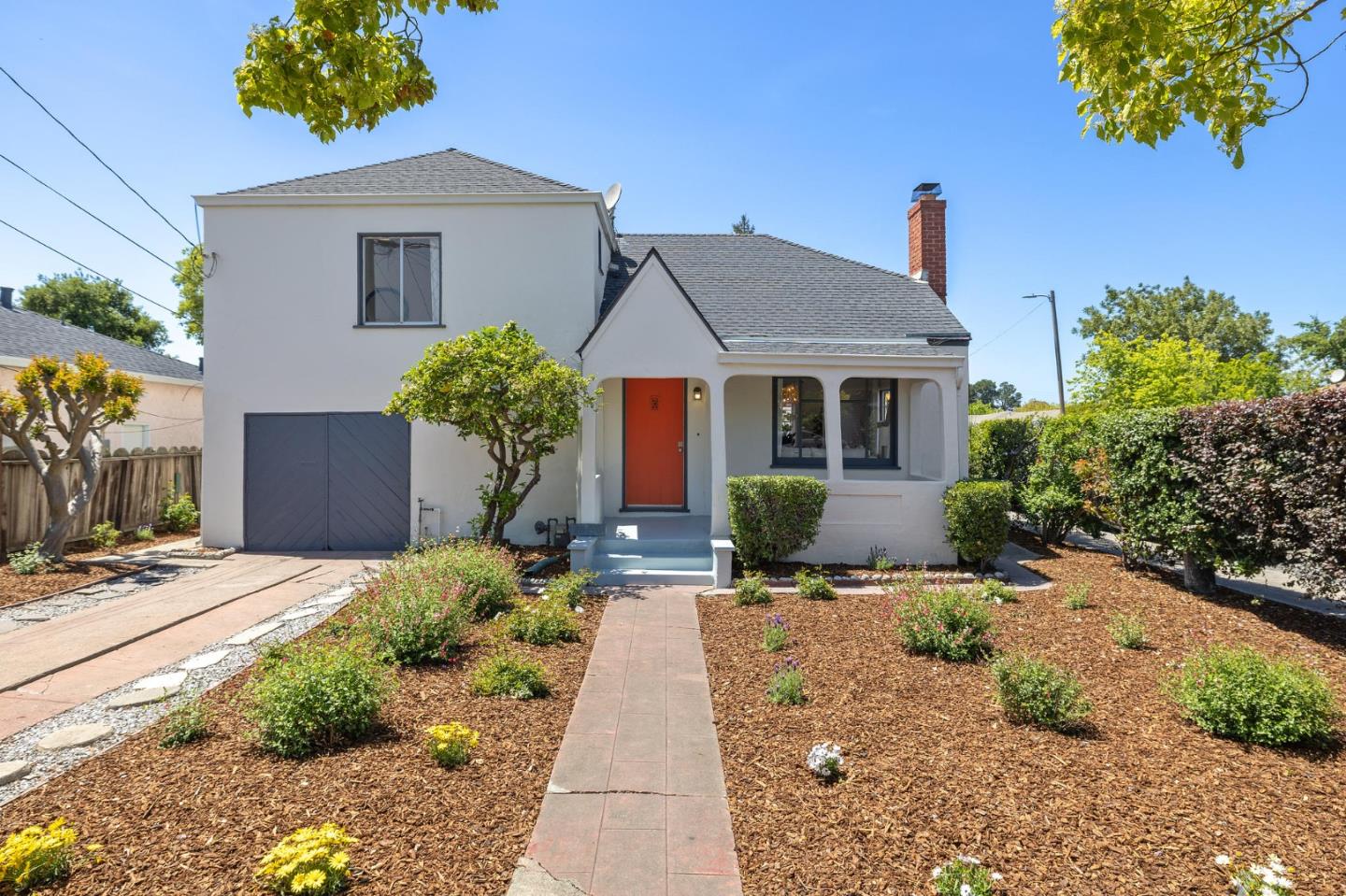 1065 10th Ave, Redwood City, CA 94063