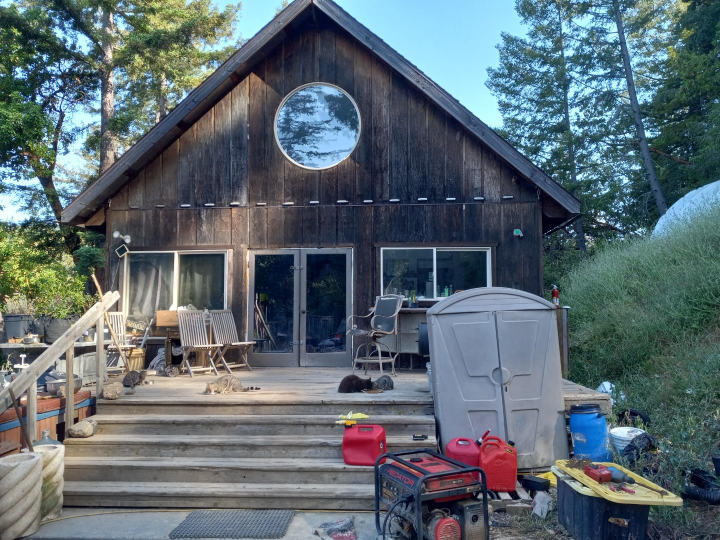 Photo of 7 Rons Rd in Boulder Creek, CA