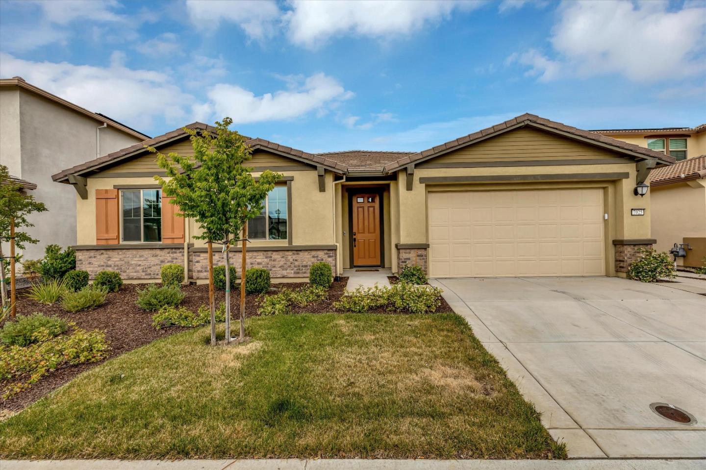 Detail Gallery Image 1 of 1 For 7025 Fox Trot Way, Roseville,  CA 95747 - 4 Beds | 2/1 Baths