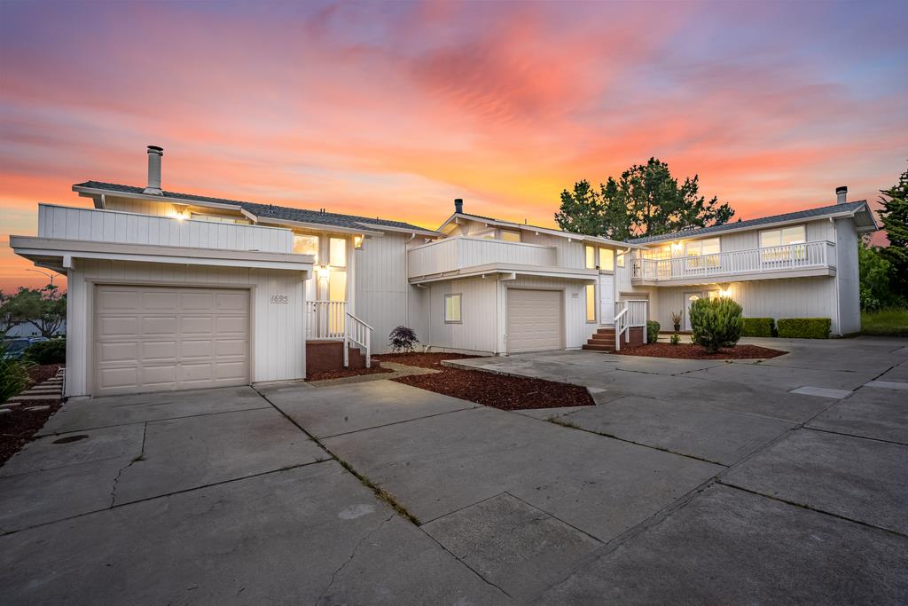 Detail Gallery Image 1 of 1 For 1695 Seascape, Aptos,  CA 95003 - 6 Beds | 3/3 Baths