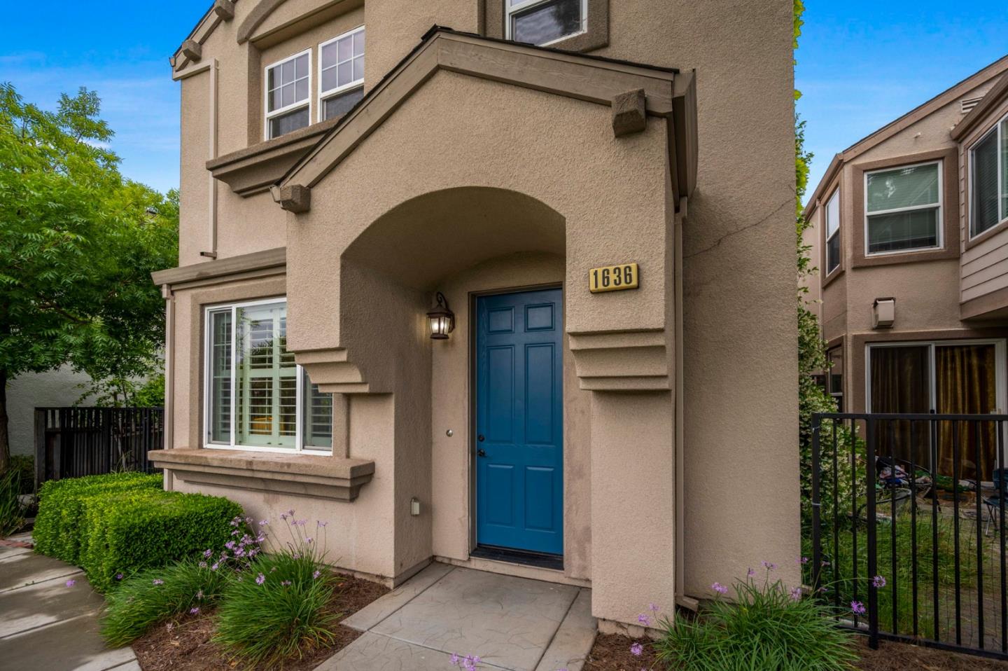 Detail Gallery Image 1 of 1 For 1636 Sedona Ter, San Jose,  CA 95116 - 4 Beds | 2/1 Baths