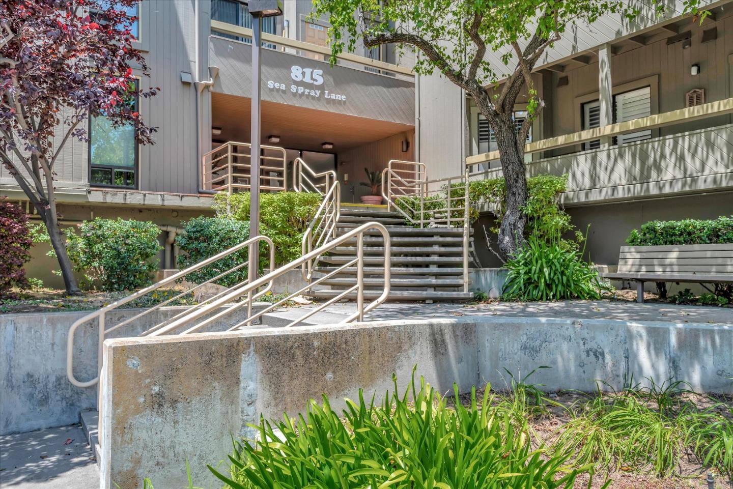 Detail Gallery Image 1 of 1 For 815 Sea Spray Ln #304,  Foster City,  CA 94404 - 2 Beds | 2 Baths