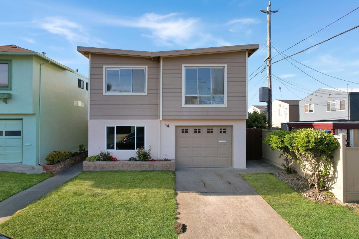 Detail Gallery Image 1 of 1 For 14 Shelbourne Ave, Daly City,  CA 94015 - 3 Beds | 2 Baths