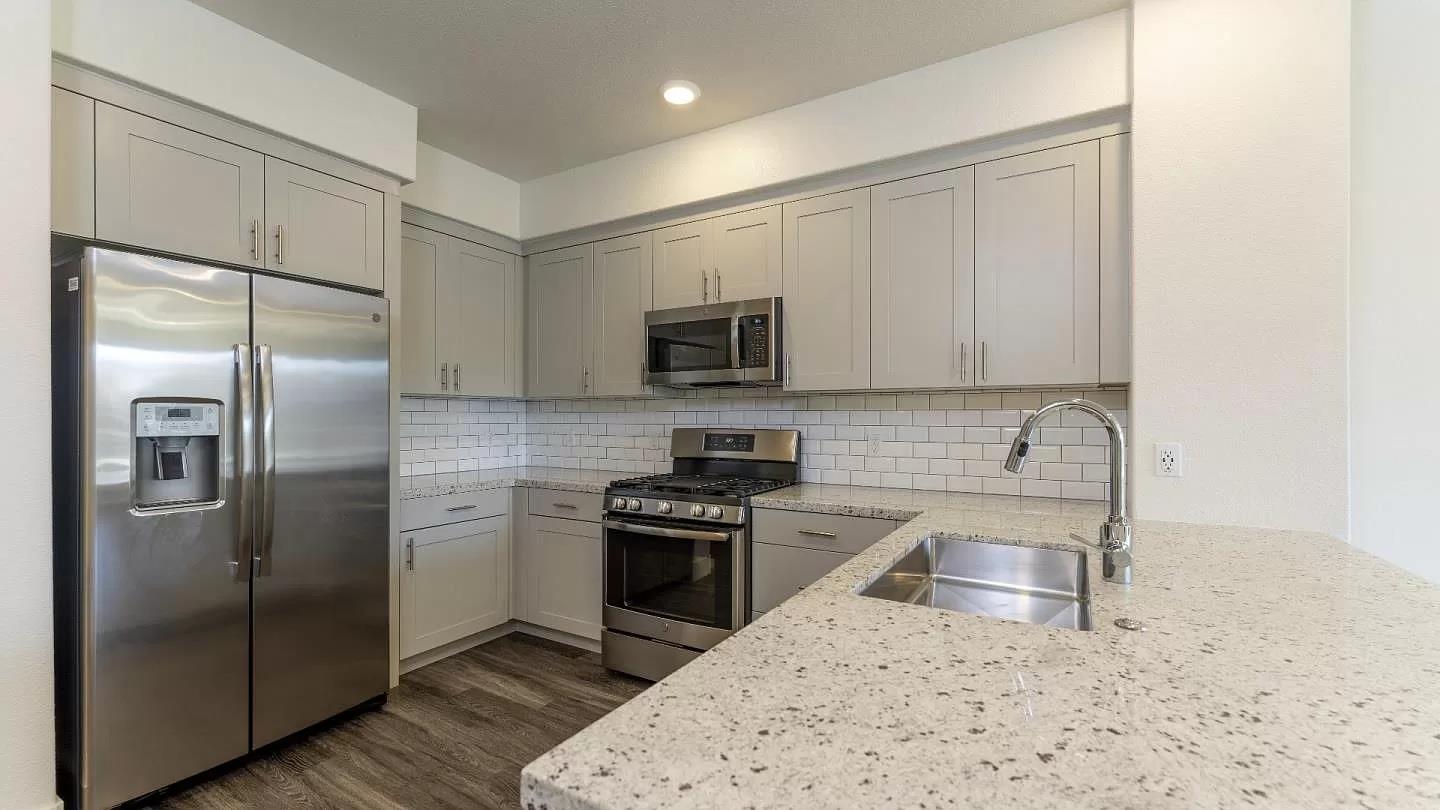 Detail Gallery Image 1 of 1 For 5933 Sunstone Dr #407,  San Jose,  CA 95123 - 2 Beds | 1 Baths