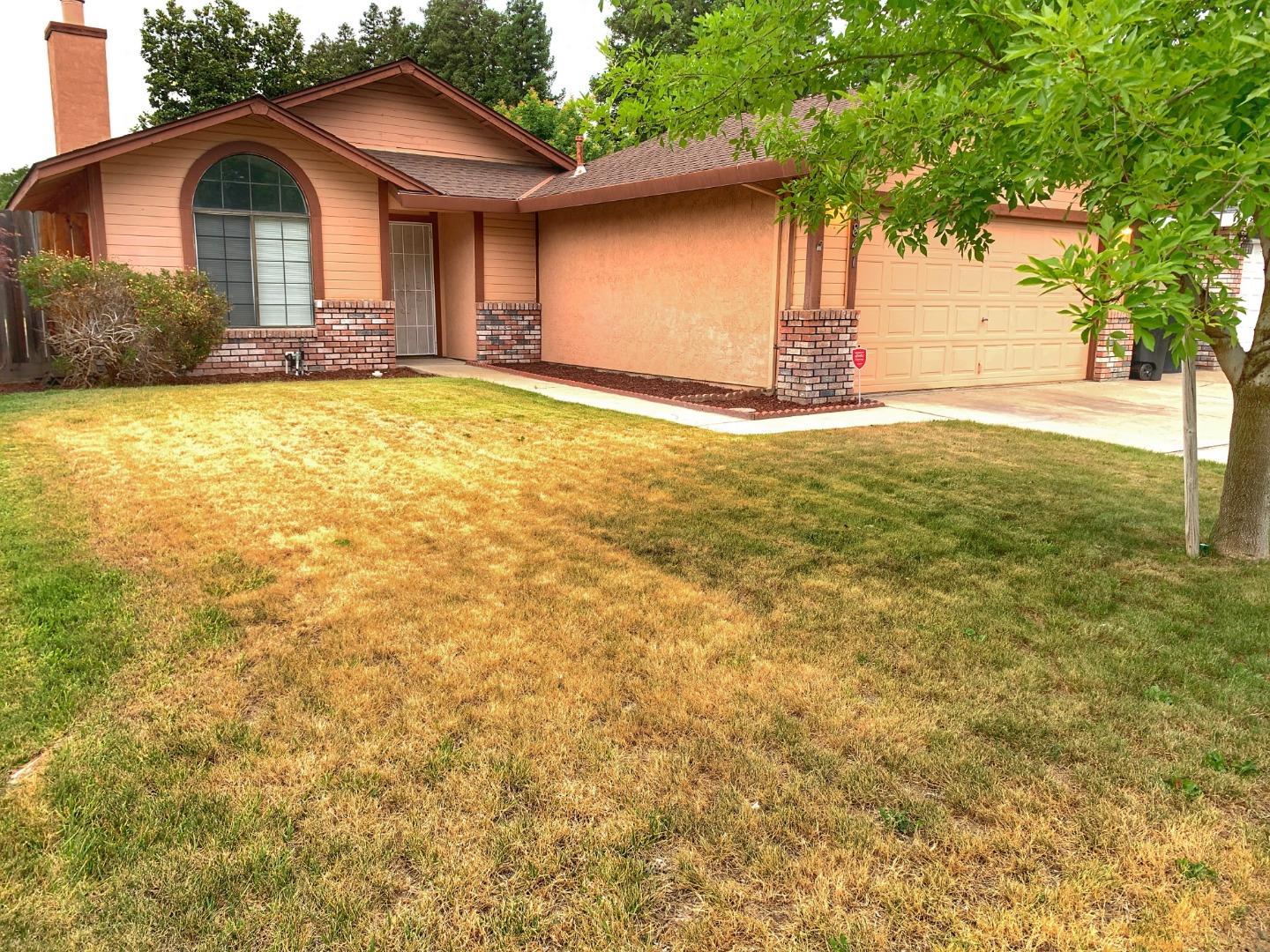 Detail Gallery Image 1 of 1 For 1841 Innsbrook Dr, Modesto,  CA 95350 - 3 Beds | 2 Baths